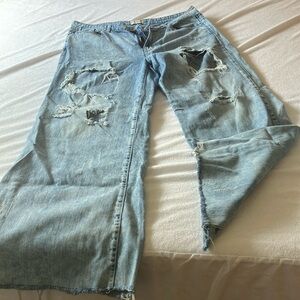 Distressed wide leg jeans